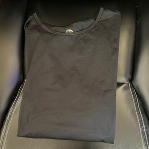 New Pakalaha Studios Top